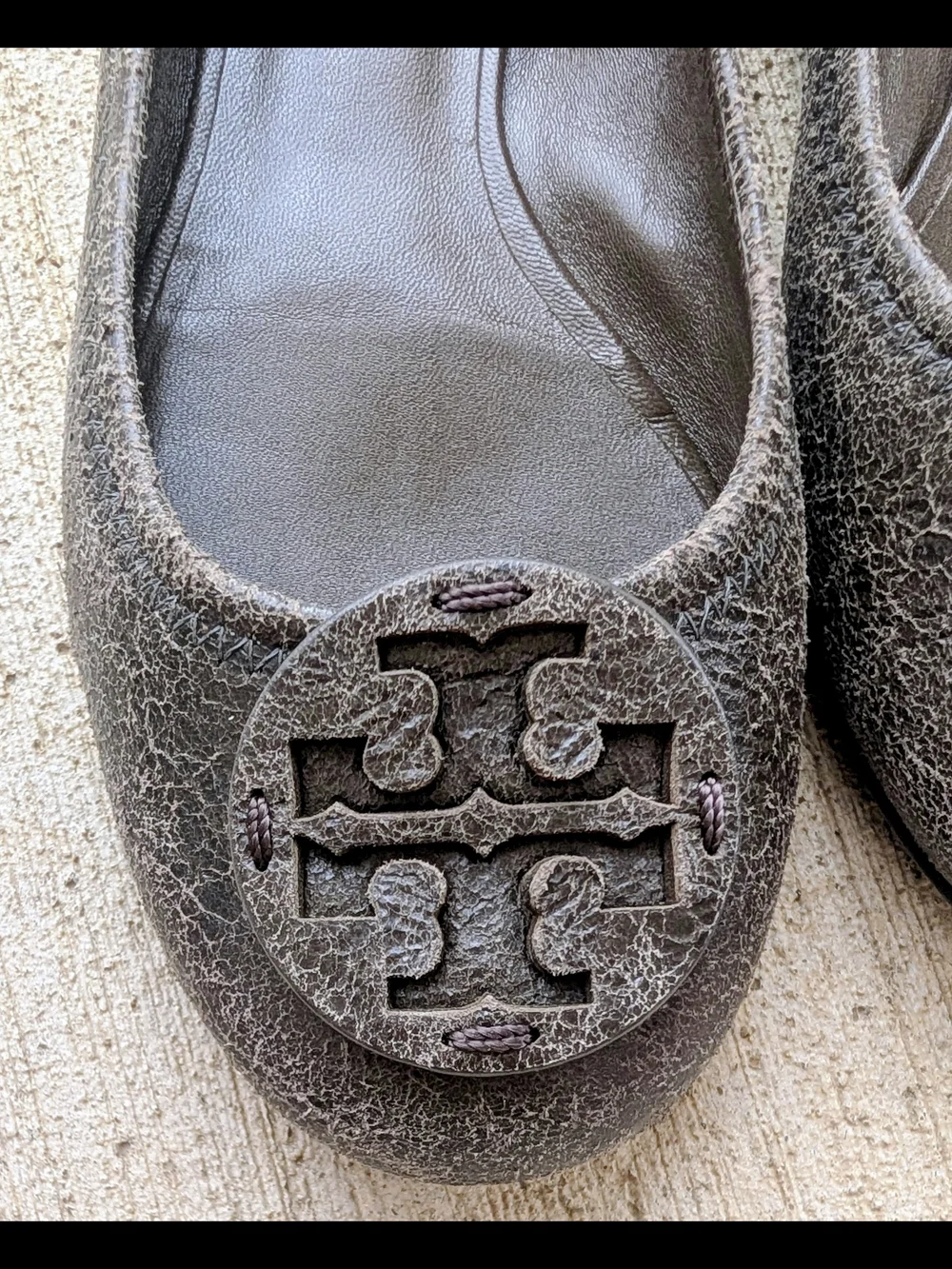 Tory Burch Brown Distressed Crinkled Leather Logo Ballet Flats
